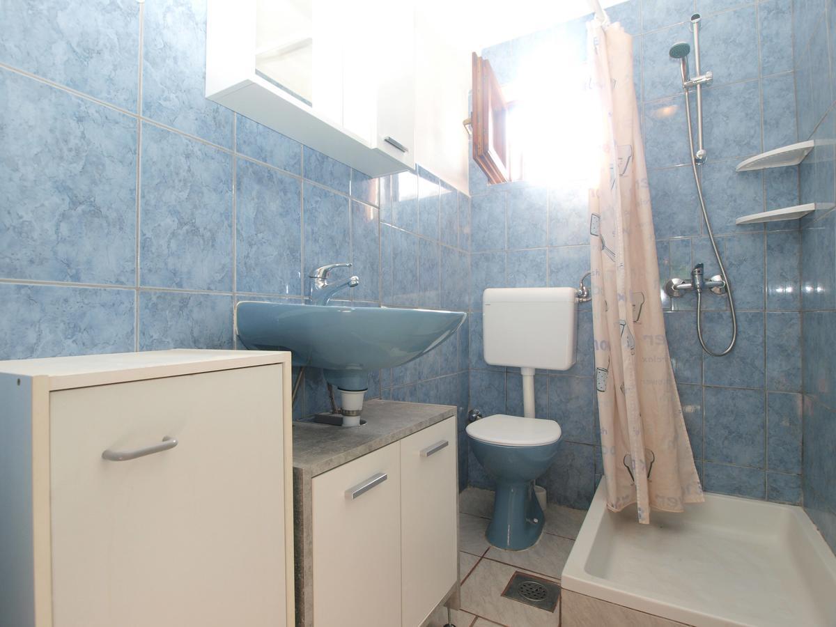 Apartment Josip 1649