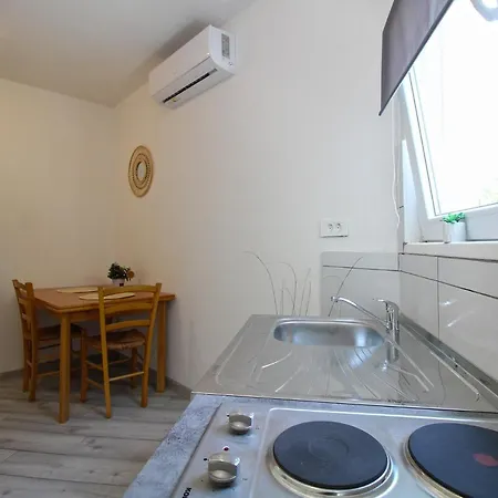 Apartment Josip 1649 Fazana Exterior photo