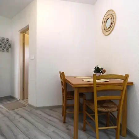 Apartment Josip 1649 Fazana Exterior photo