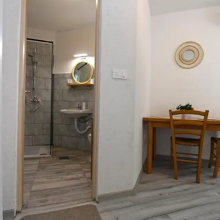 Apartment Josip 1649 Fazana Exterior photo