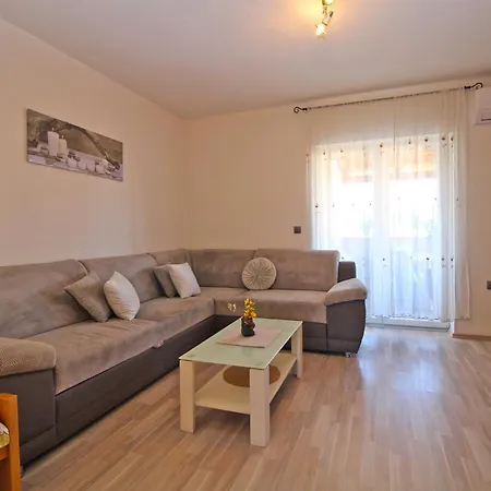 Apartment Josip 1649 Fazana Exterior photo