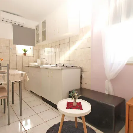 Apartment Josip 1649 Fazana Exterior photo