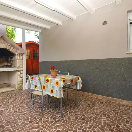 Apartment Josip 1649 Fazana Exterior photo
