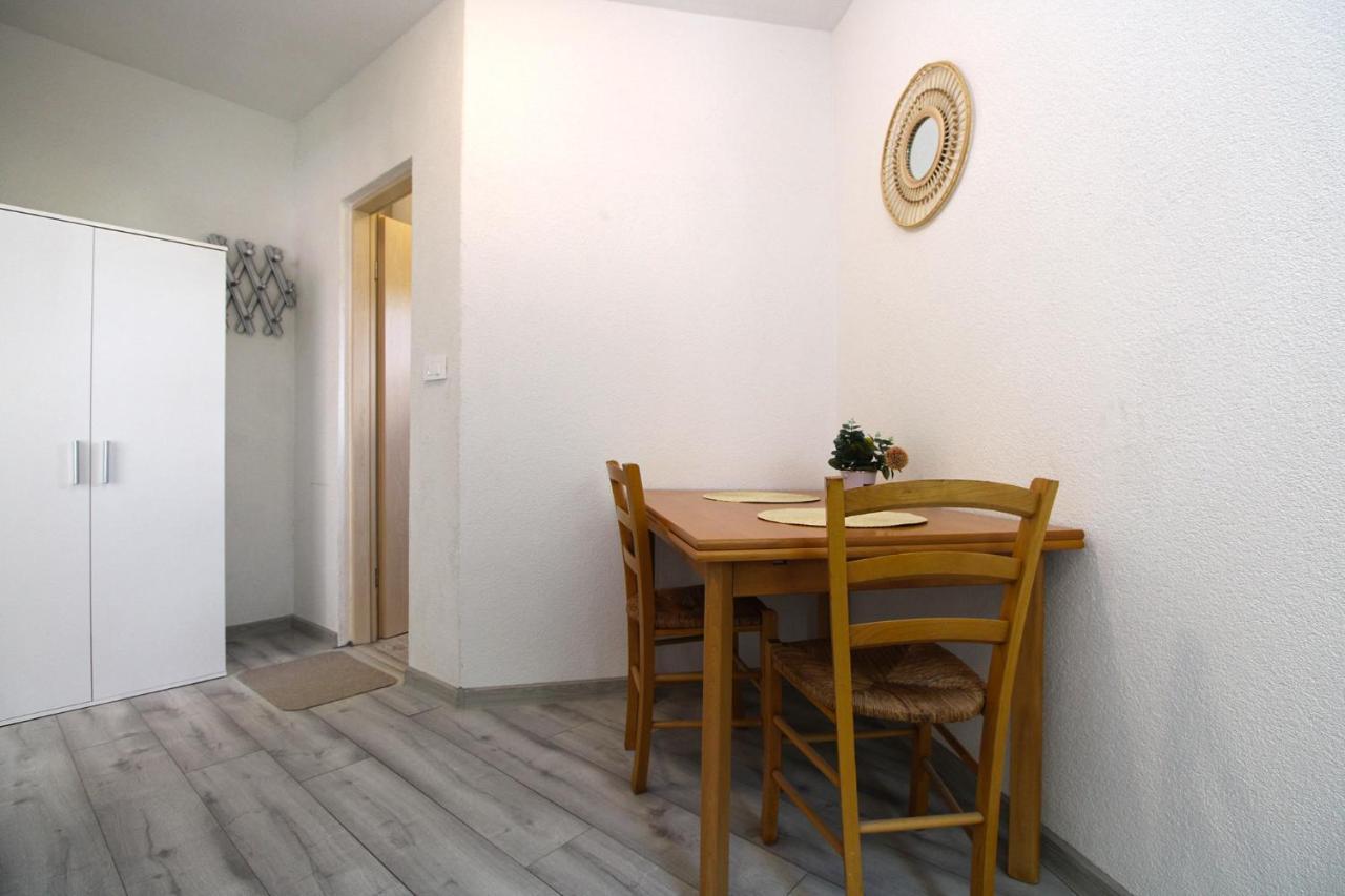 Apartment Josip 1649 Fazana