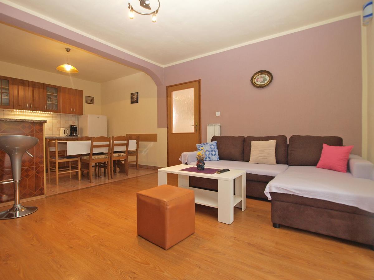 Josip 1649 Apartment Fazana